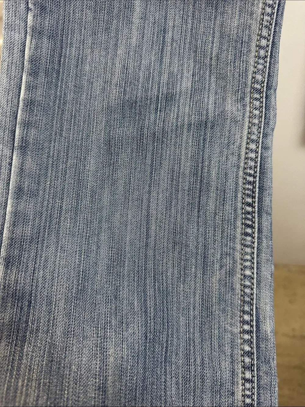 Levi's 511 Men's Light Wash Straight Jeans